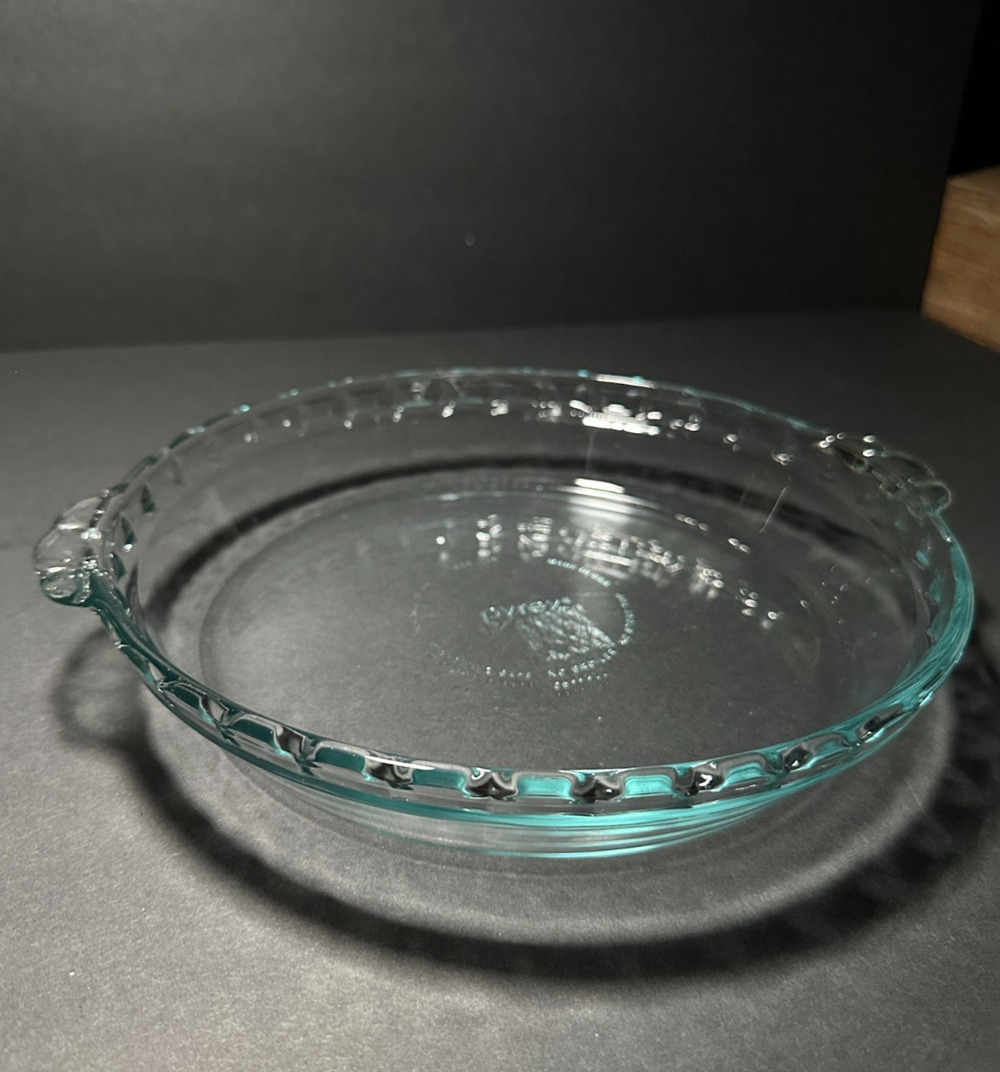 Vintage Pyrex 229 Aqua Flavor Saver Glass Deep Dish Pie Plate 9.5" Fluted Rim